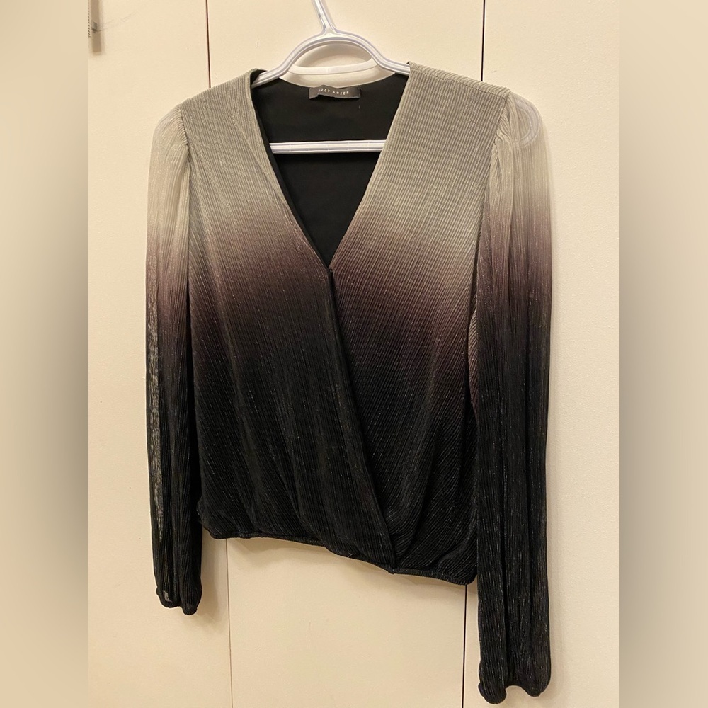 Suzy Shier long sleeve satin blouse